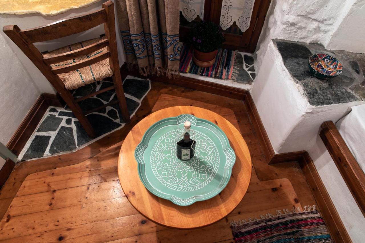 Kanto'S Guesthouse Stemnitsa Bagian luar foto