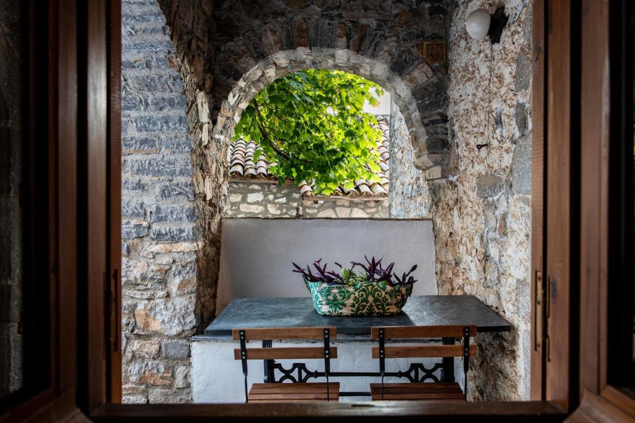 Kanto'S Guesthouse Stemnitsa Bagian luar foto