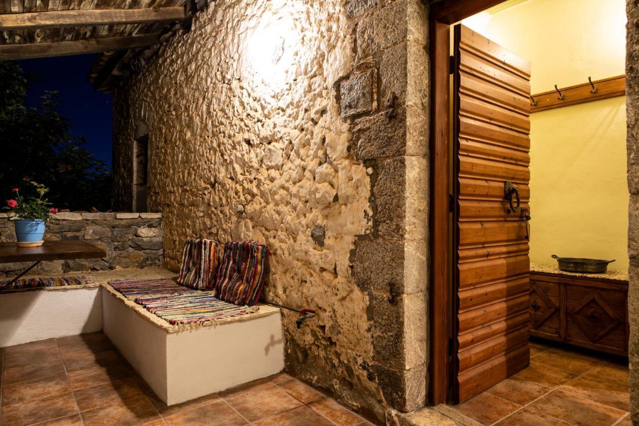 Kanto'S Guesthouse Stemnitsa Bagian luar foto