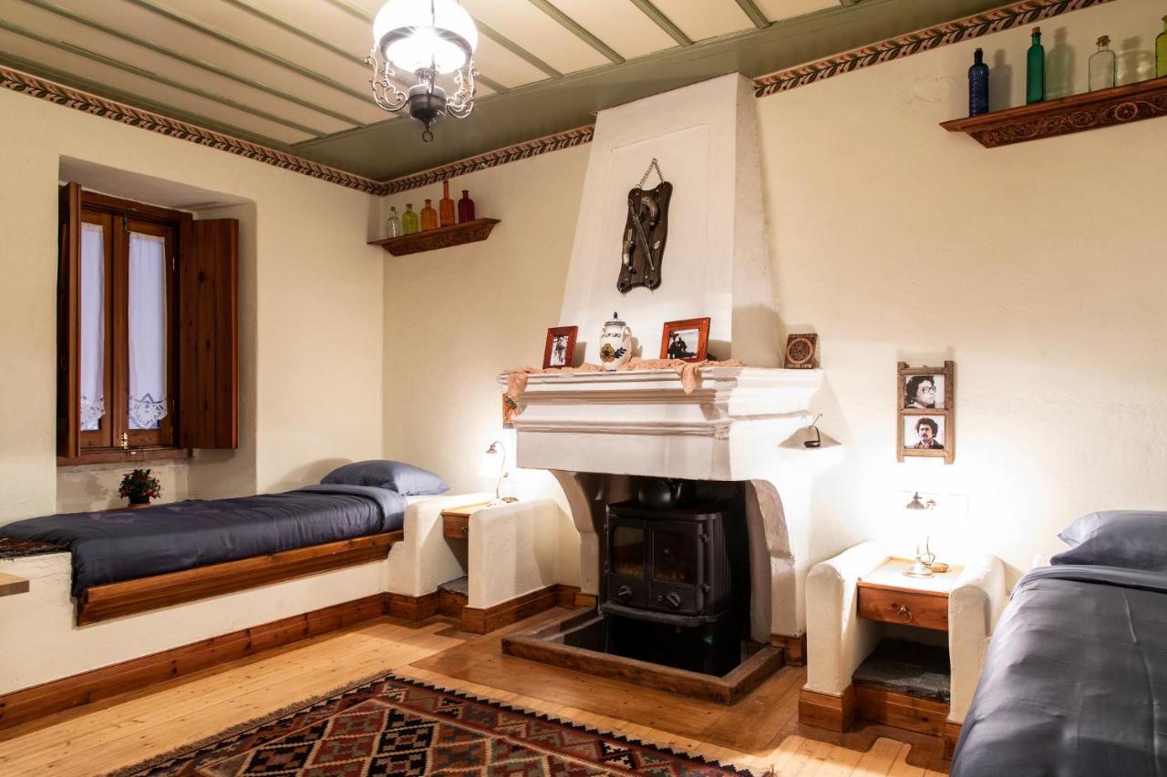 Kanto'S Guesthouse Stemnitsa Bagian luar foto